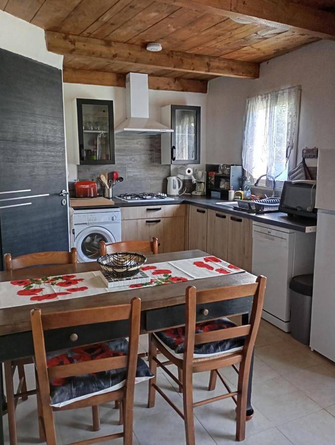 Maison de vacances pour 5 personnes, avec Terrasse ainsi que Jardin et Piscine à Saint-Sébastien-d'Aigrefeuille