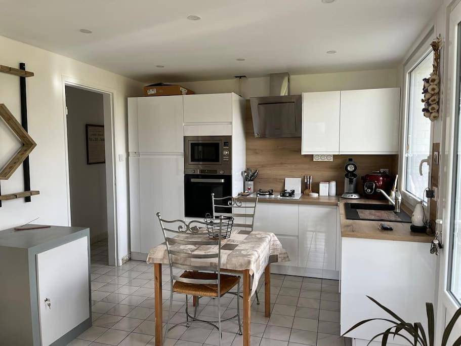 Two-Bedroom House in Ruminghem, Région de Saint-Omer