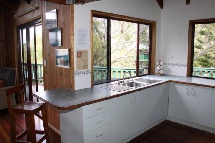 Holiday home for 10 people, with garden in Fraser Island