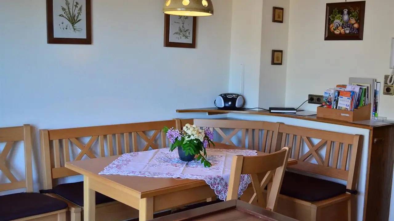 Ganze Ferienwohnung, Ferienwohnung für 5 Personen (100 m²) in Bendorf (Rheinland-Pfalz) in Bendorf, Landkreis Mayen-Koblenz