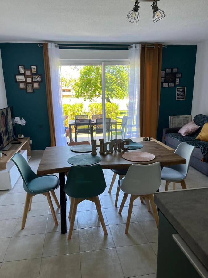 Location de vacances pour 5 personnes, avec terrasse et piscine dans Plage Venga Di L Oru Santa Maria Poggio
