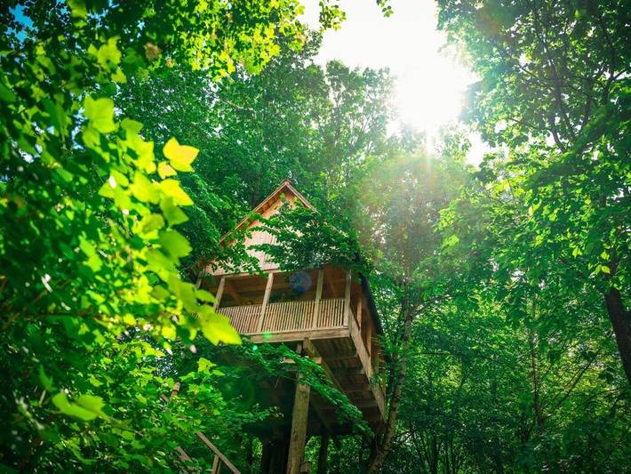 Gîte pour 2 personnes, avec Terrasse ainsi que Jardin et Vue à Bled