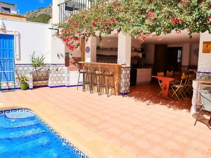Casa rural para 16 personas, con terraza y jardín en Callosa de Ensarriá - 3