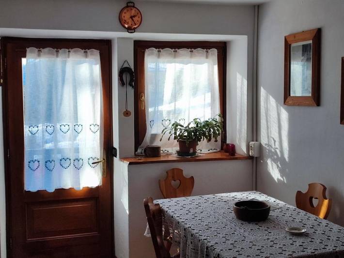 Gîte pour 4 personnes, avec Balcon ainsi que Jardin et Vue à Chamois