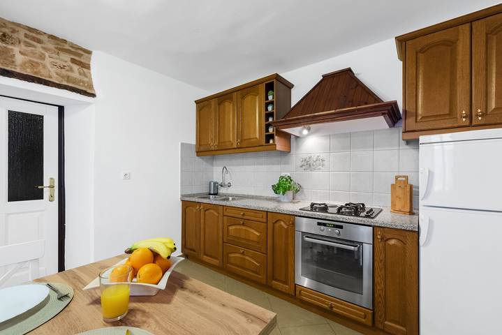 Charmantes Cottage im Stadtzentrum, nur 100 Meter vom Meer in Novigrad entfernt
 in Novigrad, Umag und Umgebung