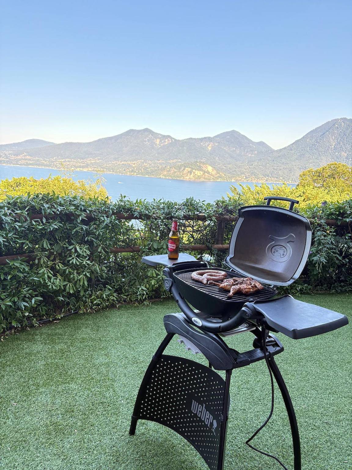 Ganze Wohnung, Doris apartment with lake view in Ghiffa in Ghiffa, Lago Maggiore (Piemont)