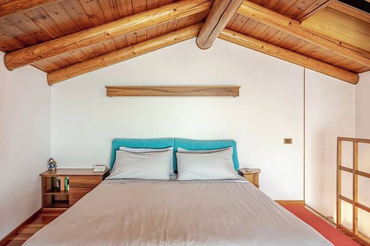 House at the Alley [near Lake Garda] in Vigo Cavedine, Cavedine