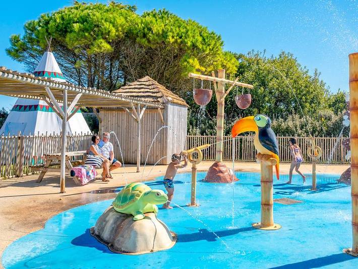 Camping Paradis A La Corniche - Mobilhome 2 personas - Mobil-home 1 Dormitorio Confort 2 Personas in Angoulins, Región de La Rochelle