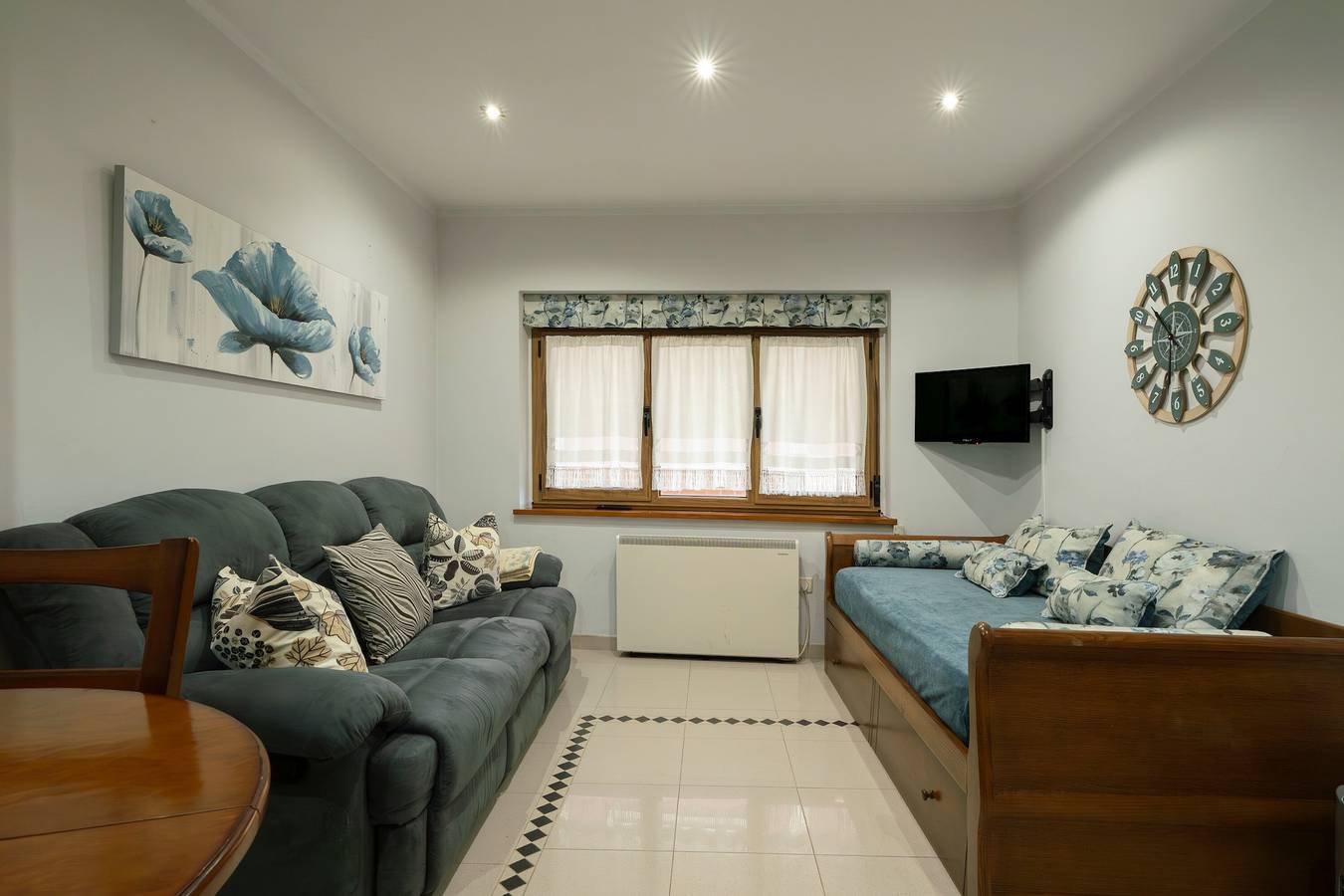 Entire apartment, Apartment 'El Fondón 2' in Cangas de Onís – Central, Pet-Friendly, Step-Free Access in Cangas de Onís, Asturias Province