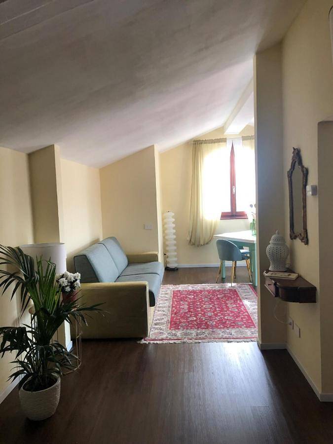 Appartamento per 4 persone, con panorama e giardino a Carmignano