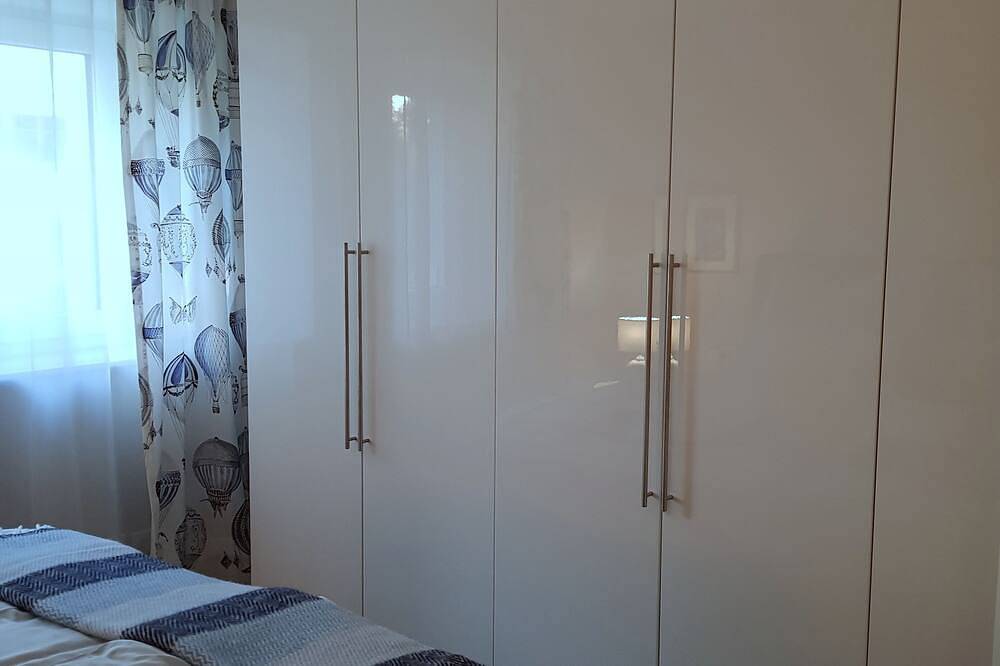 Ganze Wohnung, Ruhige Whg. mit Terrasse für 2 Pers. Seeblick, direkter Seezugang in Wasserburg am Inn, Landkreis Rosenheim