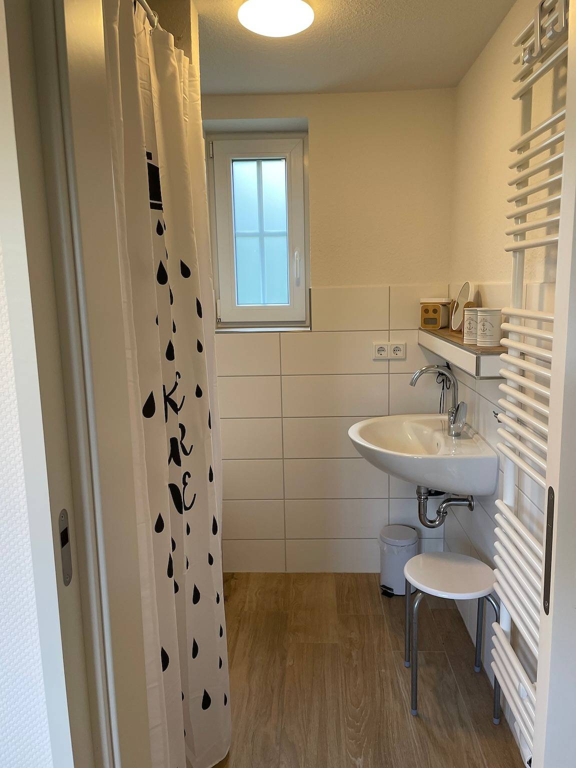 Casa vacanze 'Lütt Diek Huus' – Vacanza con il vostro cane in Nordstrand (Municipality), Nordseeküste