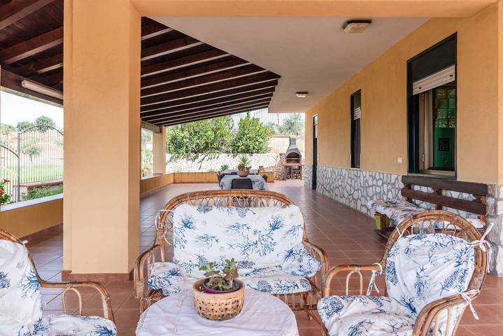 Villa 'Tre S' con vista mare, giardino e Wi-Fi in Montallegro, Provincia di Agrigento
