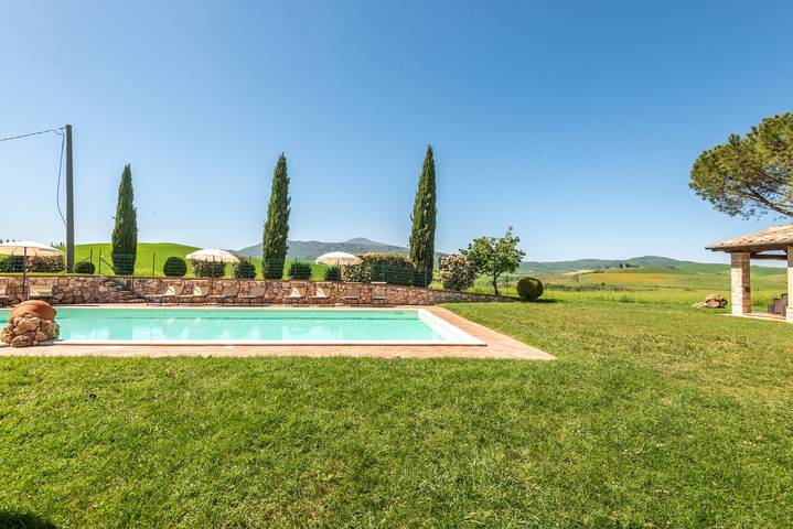 Camera 'La Falce' con piscina condivisa, Wi-Fi e aria condizionata in Gallina, Castiglione d'Orcia (comune)
