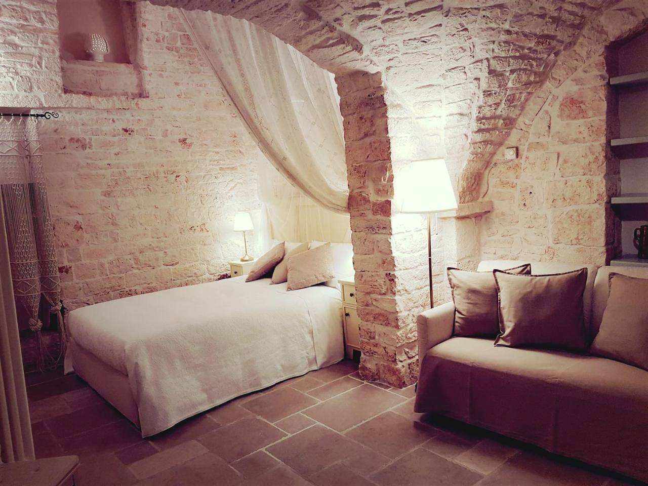 Trulli D'Angiò in Alberobello, Comune di Alberobello