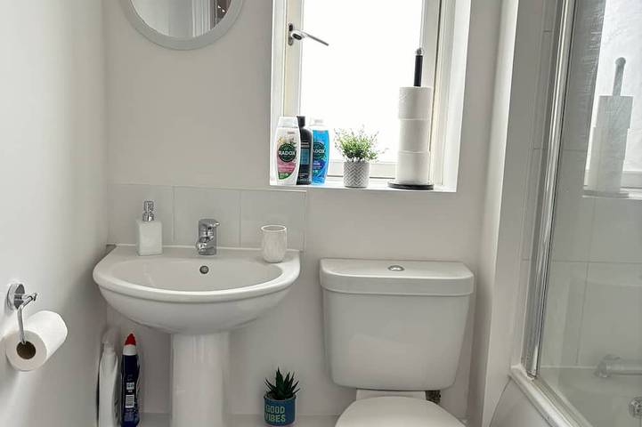 Delight Marvel- Waltham Place 3 bedroom house in Ashford region