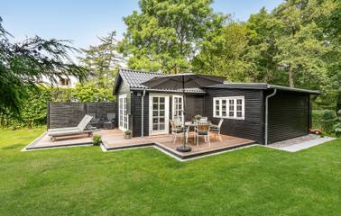 Ferienhaus für 4 Personen, mit Terrasse und Garten in Lyngsbæk Strand