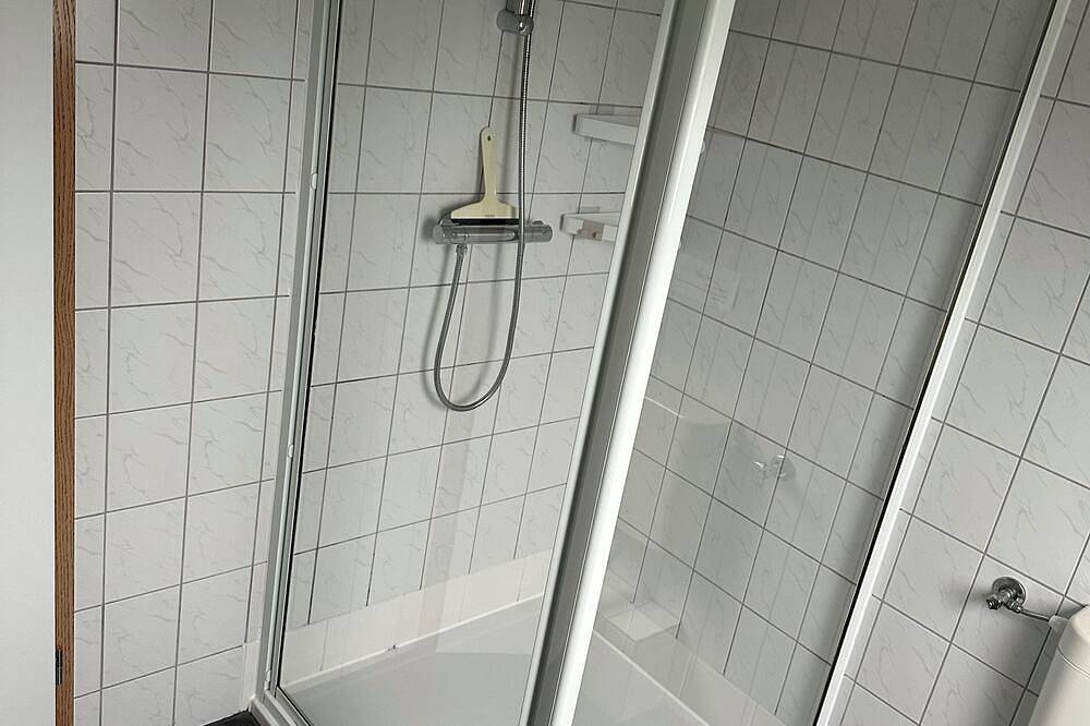 Ganze Wohnung, Schöne Ferienwohnung, ruhig gelegen und trotzdem in Ortsnähe in Utarp, Nordseeküste