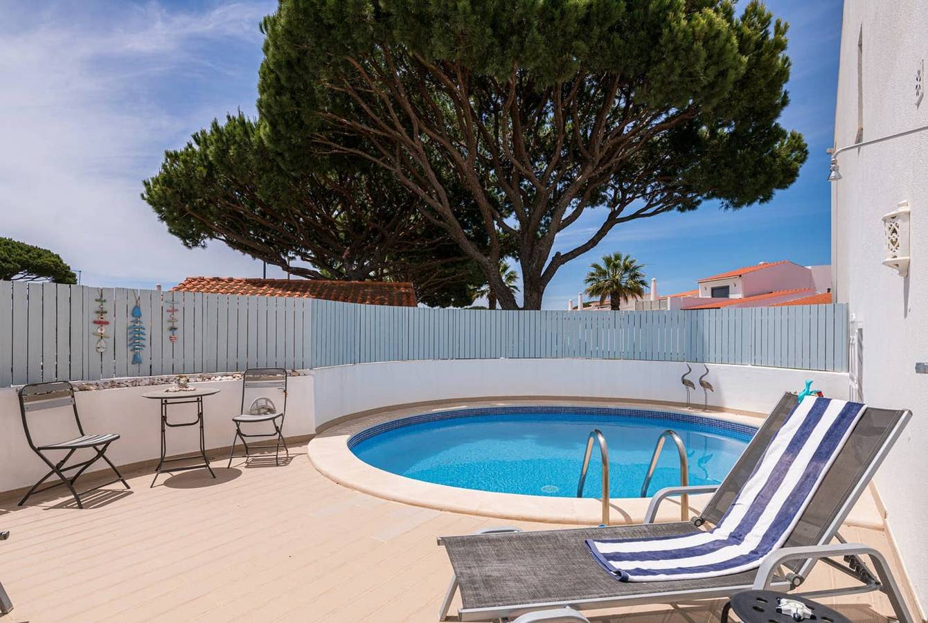 Beautiful Algarve Villa | Casa Ayanna | 2 Bedrooms | Private Pool & Close to Amenities | Vale do Lobo in Vale do Lobo, Almancil