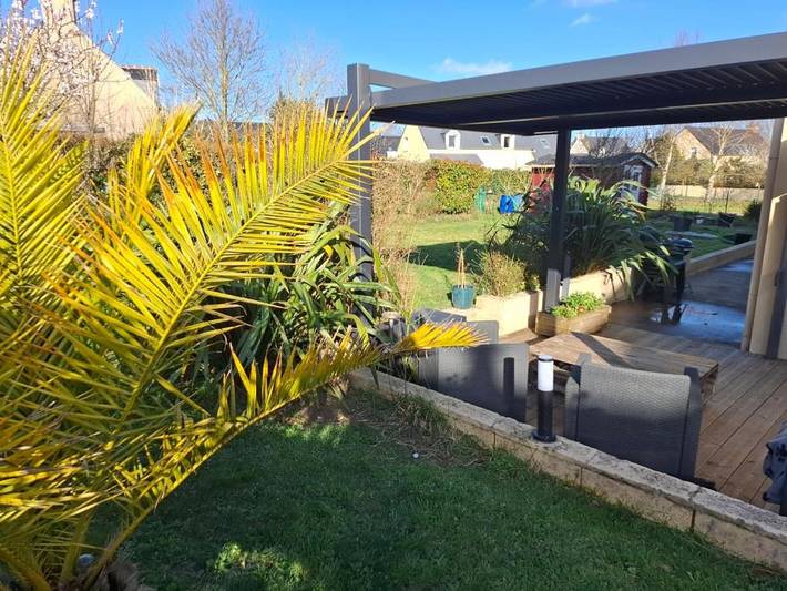 Location de vacances pour 8 personnes, avec jardin et terrasse à Saint-Père-Marc-en-Poulet