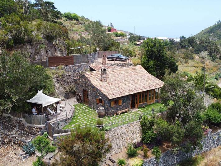 Chalet para 4 personas, con terraza y jardín en La Gomera