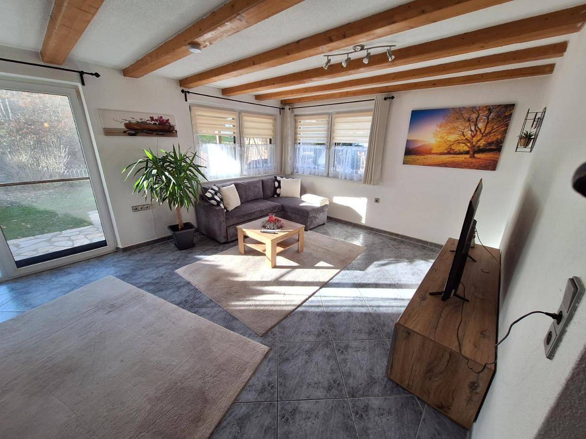 Ganze Wohnung, Zoe's Ferienwohnung in Tuxer Alpen, Tulfes