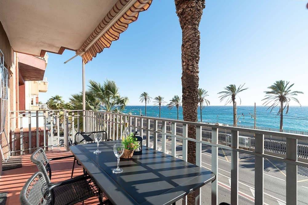 Entire apartment, Family Apartment Vistamar Beach in Vilassar de Mar, Costa del Maresme
