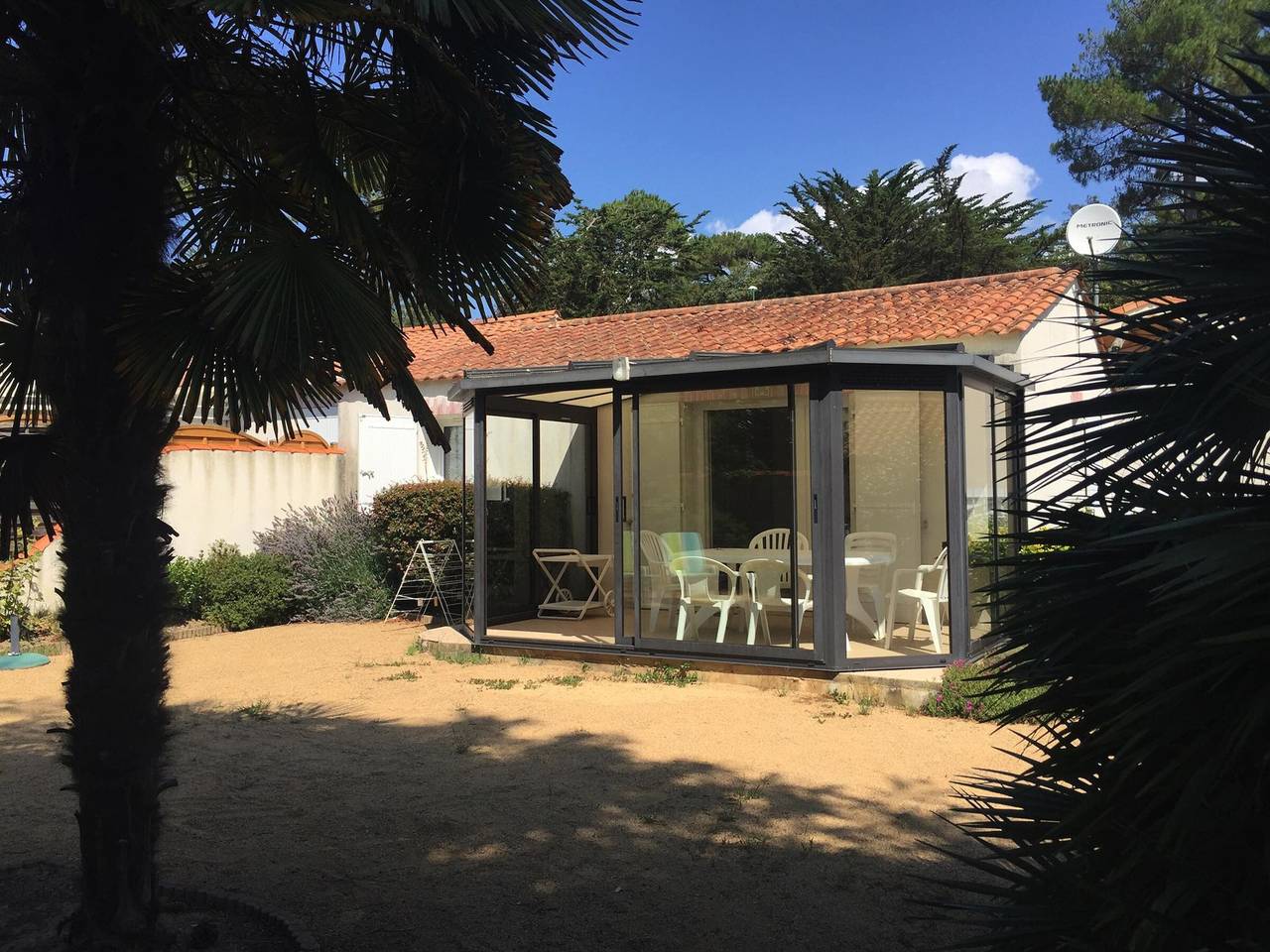 Villa tranquila cerca del puerto, ideal para 4 huéspedes in Jard-sur-Mer, Vandea