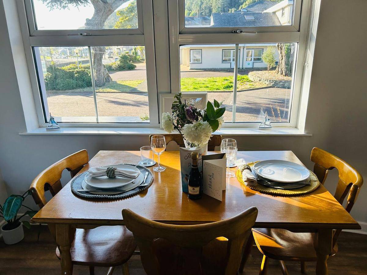 Entire apartment, The South Promenade apartment in Newcastle (County Down), County Down