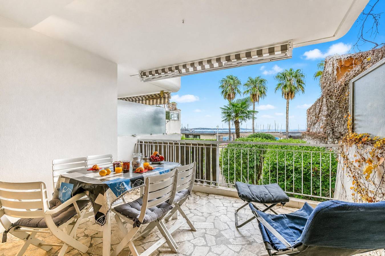 Appartement entier, Cannes Sea View - Port du Moure Rouge in Cannes, Côte méditerranéenne (France)