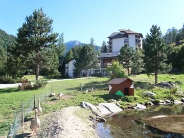 Gîte pour 6 personnes, avec terrasse dans Siviez