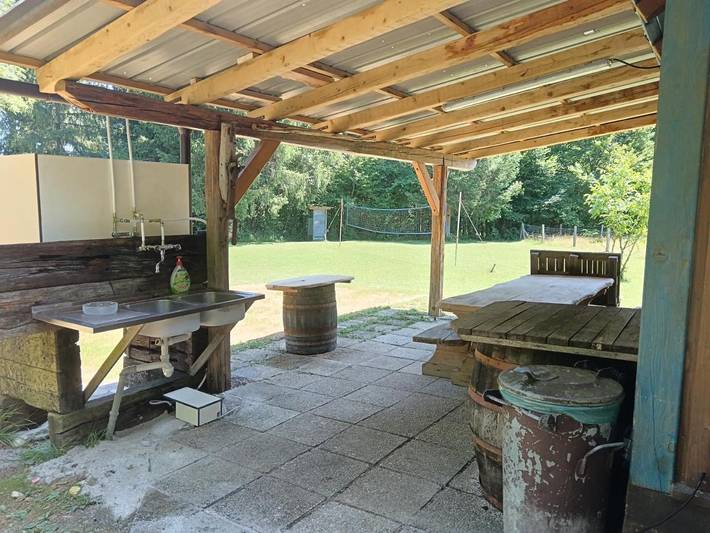 Camping für 4 Personen, mit Garten und Terrasse sowie Ausblick, mit Haustier in Slowenien - 4