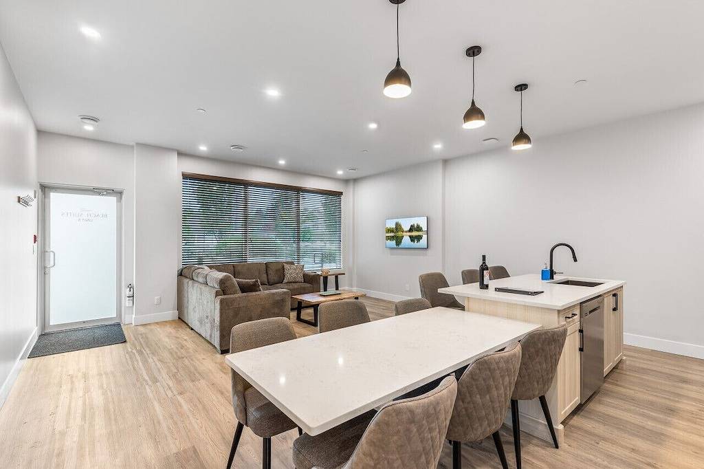 Bed And Breakfast for 8 Guests in Parksville, Nanaimo District