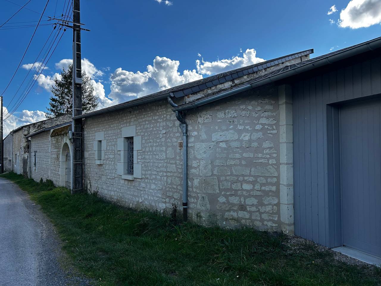 Maison de vacances à Sossais - Campagne calme, 3 chambres, proche sites touristiques in Sossais, Vienne (France)