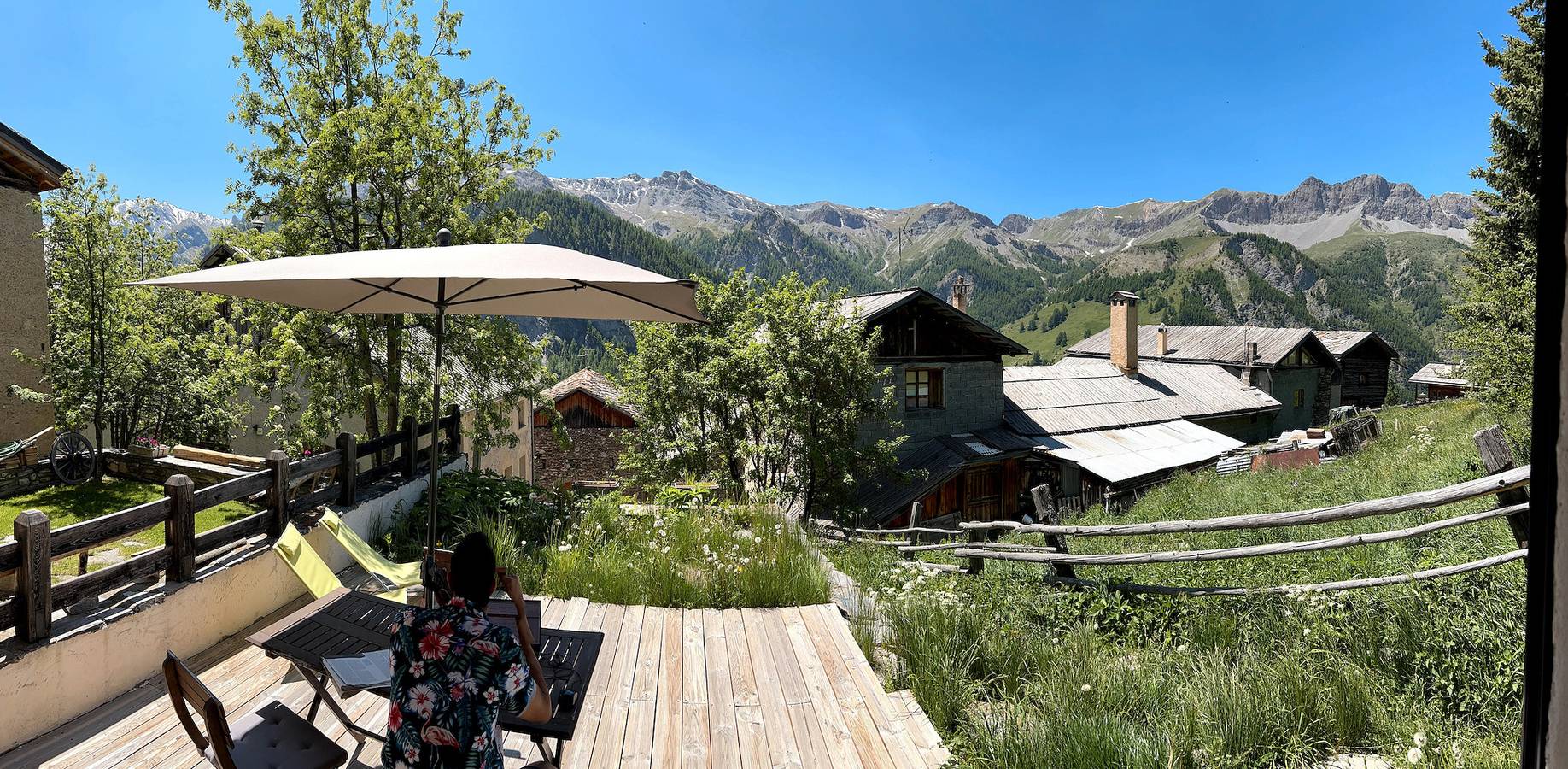 Estudio entero, Estudio Jouve terraza jardín in Saint-Véran, Queyras