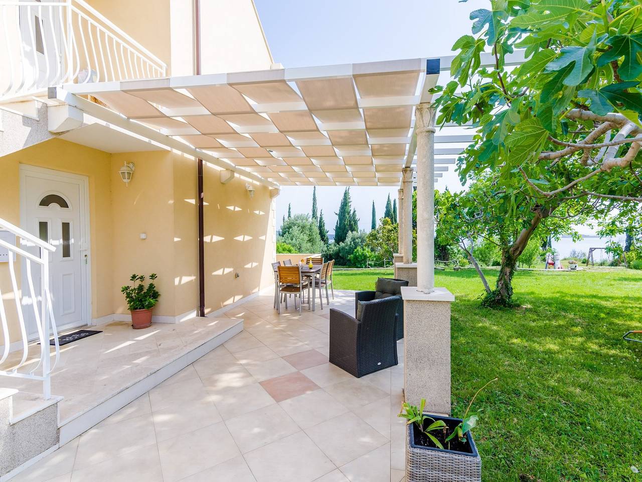 Cijeli apartman, Apartment with 1 room and terrace in Mlini, Dubrovačko-neretvanska županija
