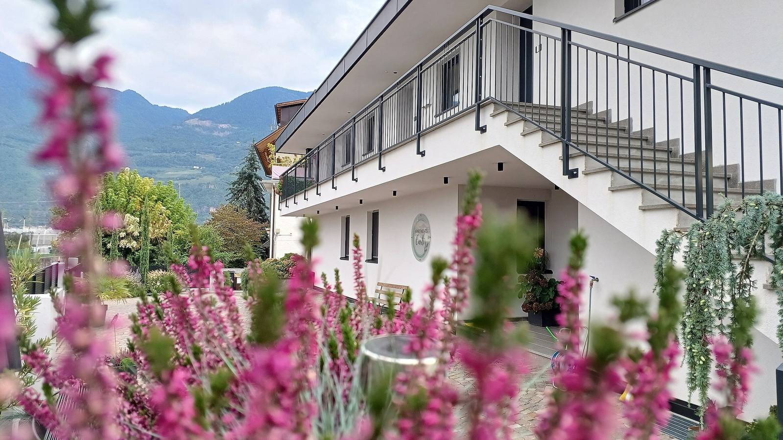 Ganze Wohnung, Bike Apartments Curti "Himmelblau" mit Sonnenterrasse & Alpenpanorama in Pfatten, Fleimstaler Alpen