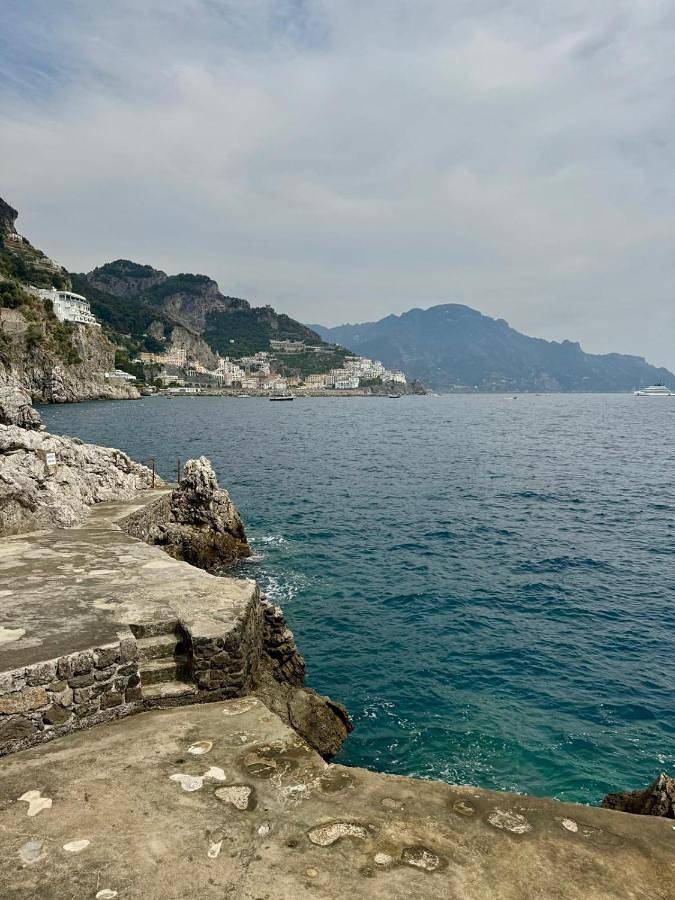 Entire apartment, Two-Bedroom Apartment in Spiaggia Duoglio, Amalfi