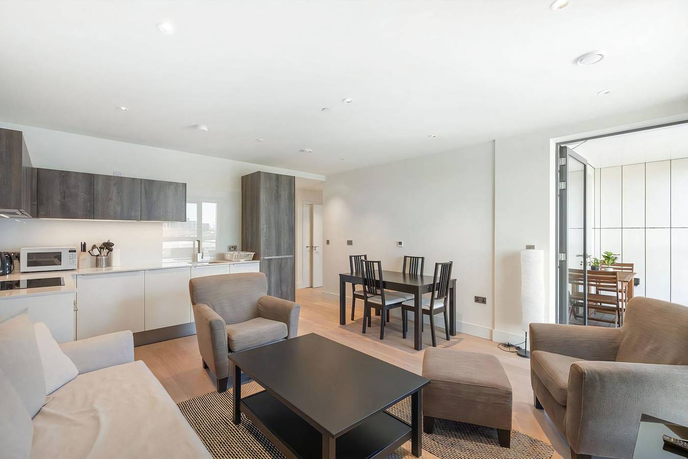 Entire apartment, Guestready - Battersea retreat with balcony in Wandsworth, London