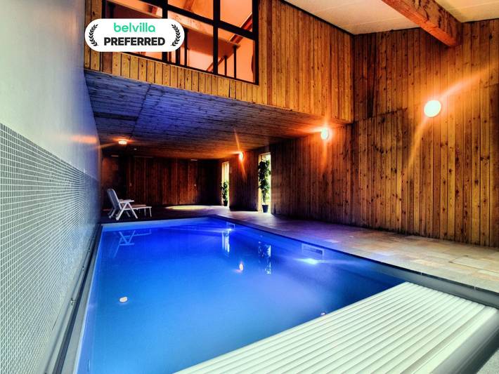 Vakantiehuis voor 30 personen, with terras and sauna as well as tuin and zwembad in Malmedy
