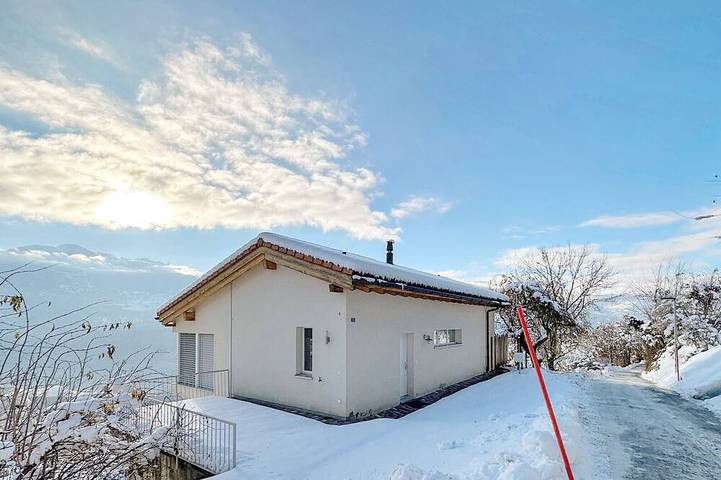 Ferienhaus für 8 Personen, mit Garten in Ayent
