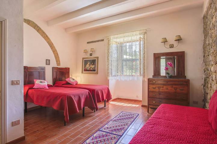 Villa pour 5 personnes, avec jardin et piscine, animaux acceptés à Monteriggioni - 2