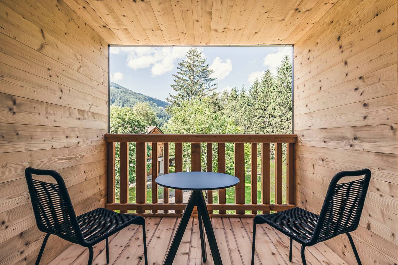 Apartamento inteiro, Apartamento "Lichtung Woldererhof Wiesenduft" com vista para a montanha in Stubai Alps, Racines