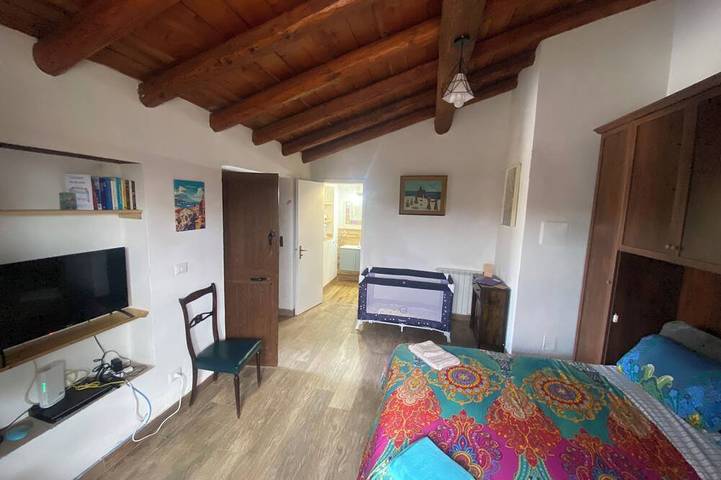 Entire apartment, Cosy and character-filled studio apartment with Pool near Beaches Taormina Etna in Fondachello, Mascali