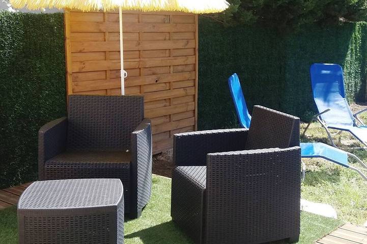Gîte pour 2 personnes, avec Terrasse et Jardin à Salses-le-Château