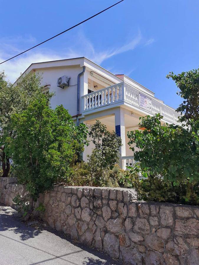 Guest House Keskic in Karlobag, Velebit Nature Park
