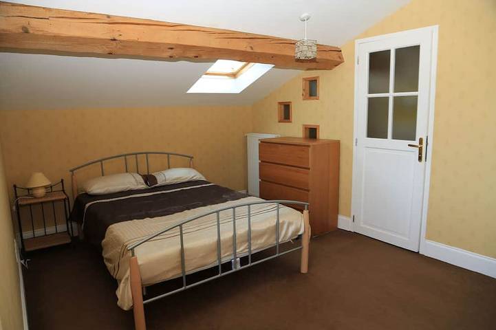 Location de vacances pour 23 personnes, avec jardin à Corbarieu - 2