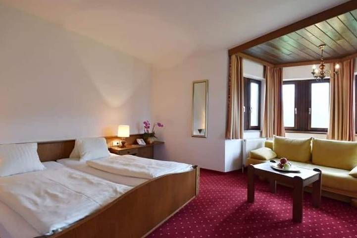 Gästehaus für 2 Personen, mit Whirlpool und Sauna sowie Pool und Garten - 1