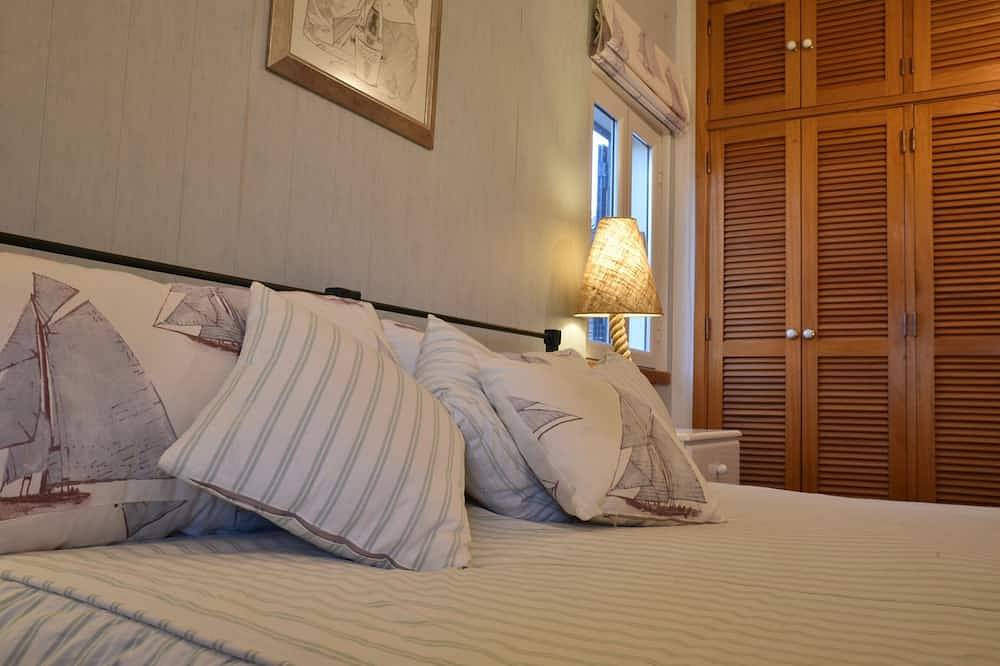 Beach Villa on the Dunes Praia de Faro with big Kayak and 2 Bicycles in Ilha de Faro, Faro