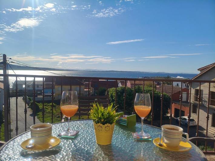 Apartamento para 4 personas, con balcón y vistas en Riveira